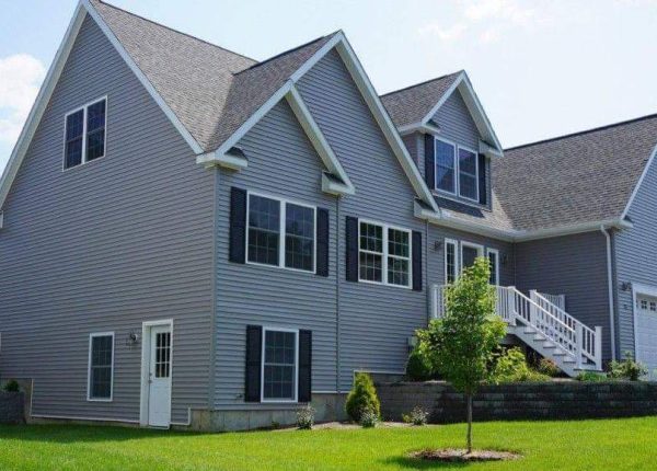 Ranch-style manufactured home